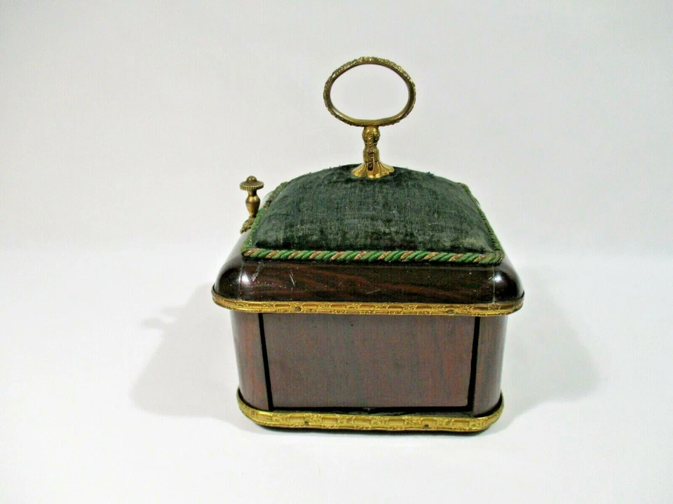 ANCIEN COFFRET NECESSAIRE A COUTURE A SYSTEME NAPOLEON III PORTE BOBINE AIGUILLE - Photo 2/4