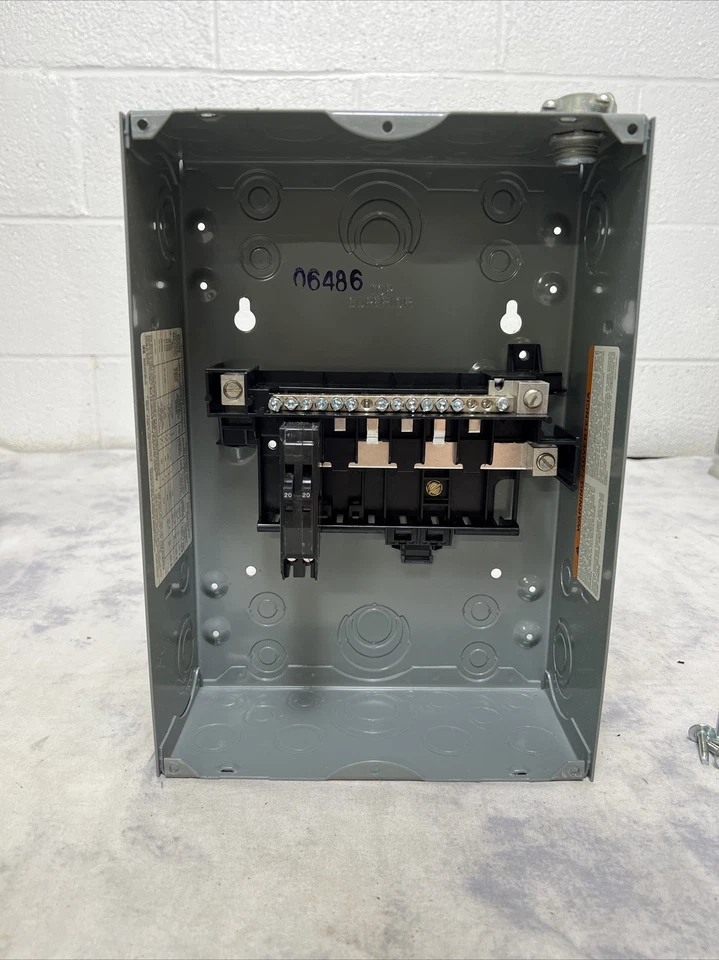 SquareD QO612L100DF Circuit Breaker Load Center w/ Dual 20A Single Pole Breaker - Image 2 of 4