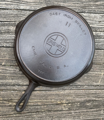 Griswold No. 11 Cast Iron Skillet with Heat Ring Big Block  Logo 717