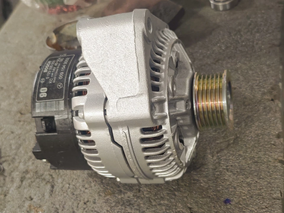 New Alternator For Mercedes 2.2 2.3 2.8 3.0 C280 C220 C230 E300 E320 - Image 3 of 3