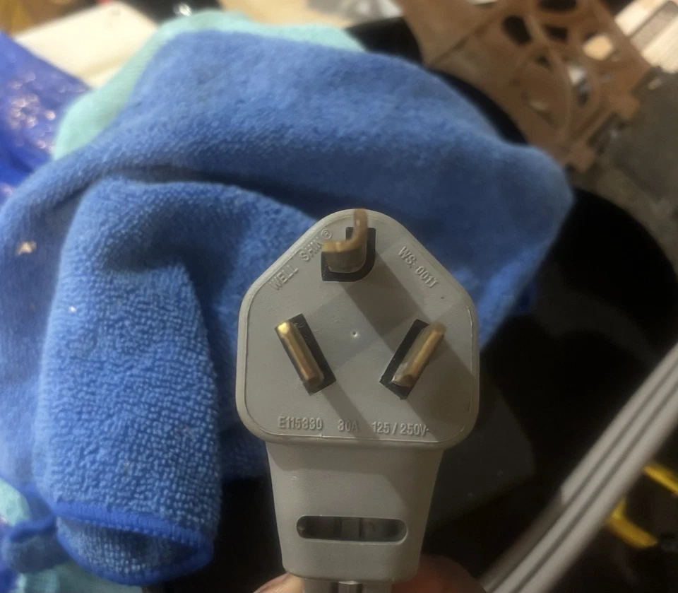 Samsung Electric Dryer Front-Load - Image 2 of 3