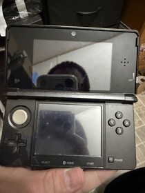 Nintendo 3DS Cosmo Black CTR-001 With Charger And Game NO STYLUS