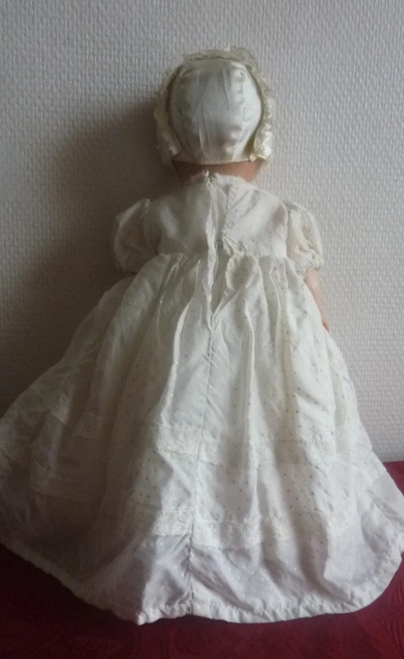 Poupée ancienne en celluloïd et tissu tenue de baptême d’origine vers 1940  - Photo 4/4
