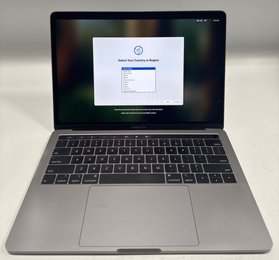 Apple MacBook Pro 2019 13'' 8GB 256GB i5-8279U 2.4GHz FOUR THUNDERBOLT 3 PORTS