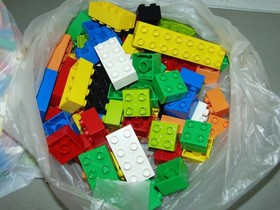 LEGO 10664 Basic Set Tower Storage Head Box Toys R Us Exclusive