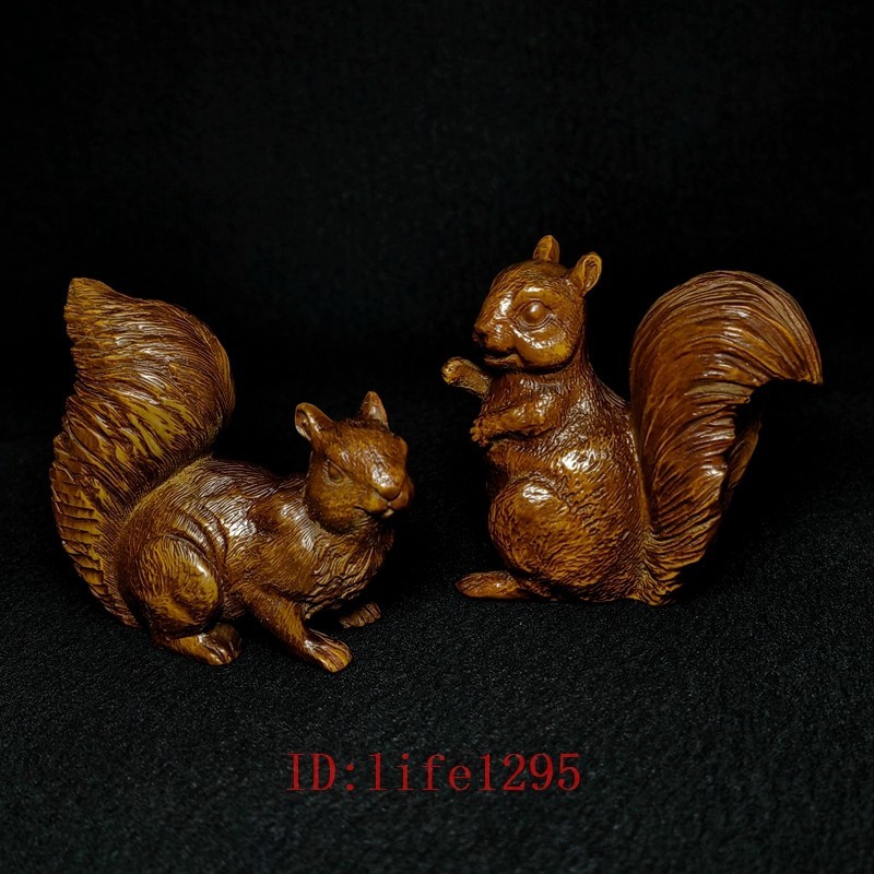 A pair Old Chinese Boxwood Hand Carved Squirrel Statue Collection Size 2.7 Inch