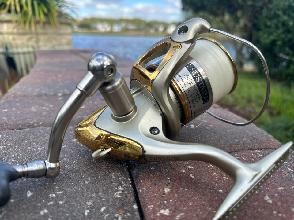 Shimano Sustain 6000FD Reel Used in Great Condition w/ Extra Spool & Spec Pages - Image 4 of 4