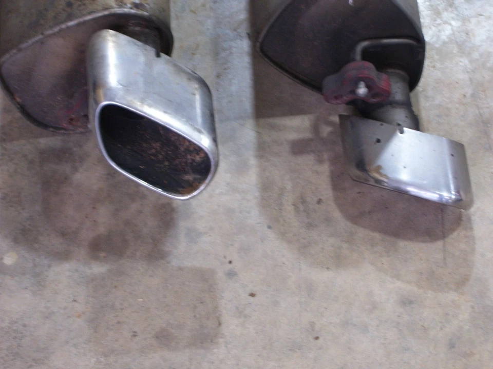 Juego de puntas cromadas silenciador trasero izquierdo/derecho Jaguar XF original 2009 Foto 4 de 4