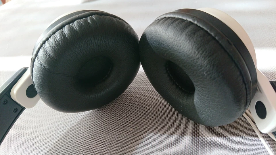 Cuffia cablata Jvc has200 bianca usata - Immagine 2 di 4