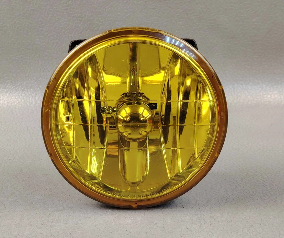 2003 Subaru Impreza GDB GDA Rev8 Wrx STi bumper Yellow fog light koito 11451693 - Image 3 of 4