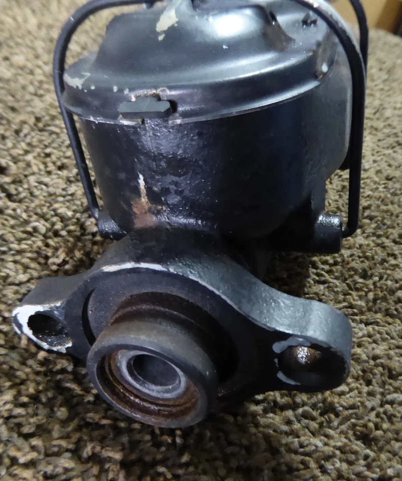 Ford Mustang Fairlane 1964-69 doble depósito cilindro maestro Foto 2 de 4