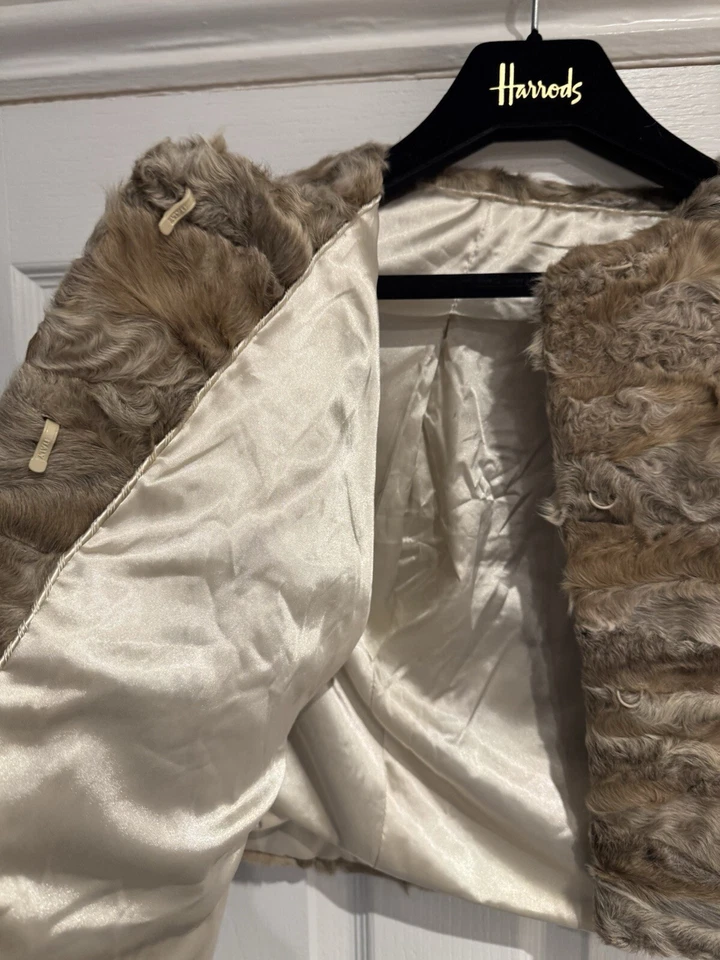 Lilly e Violetta Astrakhan Cream Cape Jacket Harrods Size 40 RRP £1450 - Image 3 of 4