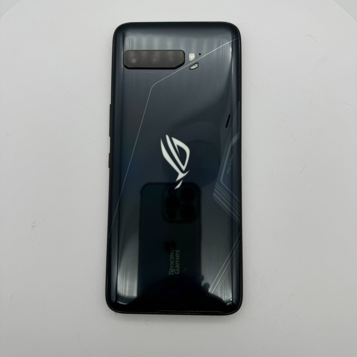 ASUS - ASUS  ROG モバイル3 12GB RAM、128GB Amazon.com: Asus ROG Phone 3 128GB 12GB RAM 5G ZS661KS