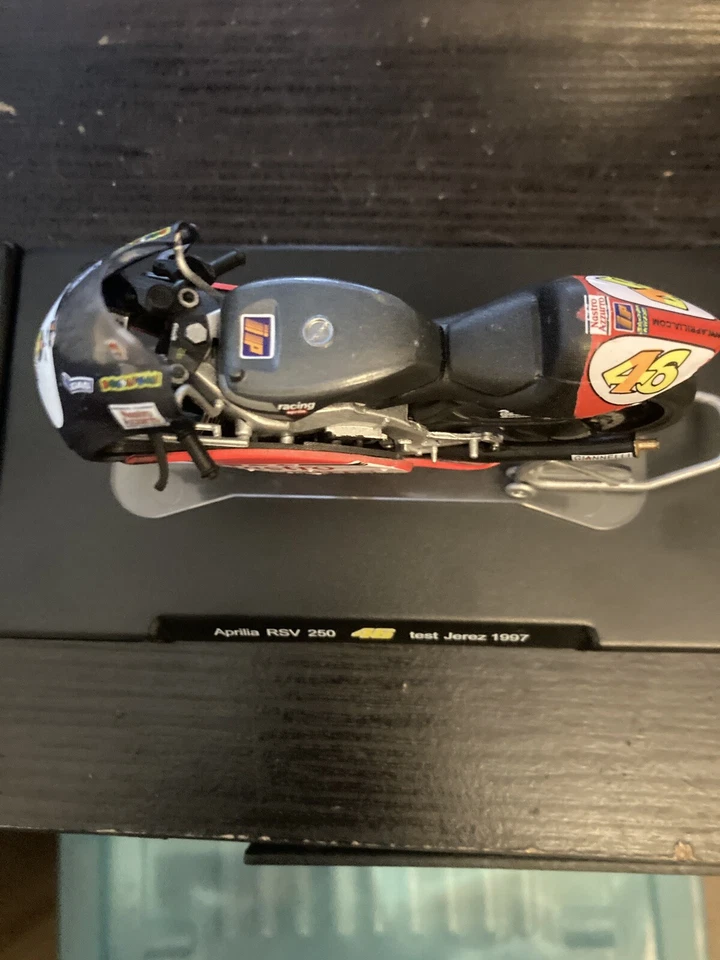 Bicicleta de prueba ALTAYA 1:18 Valentino Rossi Aprilia RSV 250 GP, Jerez 1997 en muy buena condición Foto 2 de 2