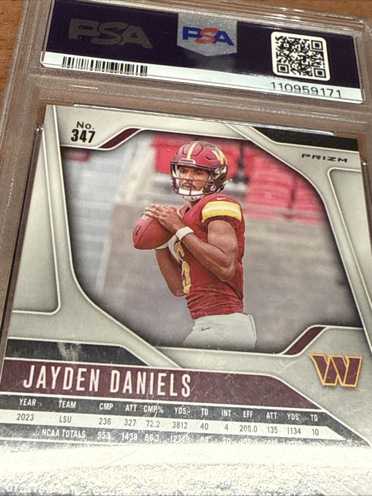 2024 Prizm Jayden Daniels Neon Green Pulsar (RC)  PSA 10🔥🔥 view 7