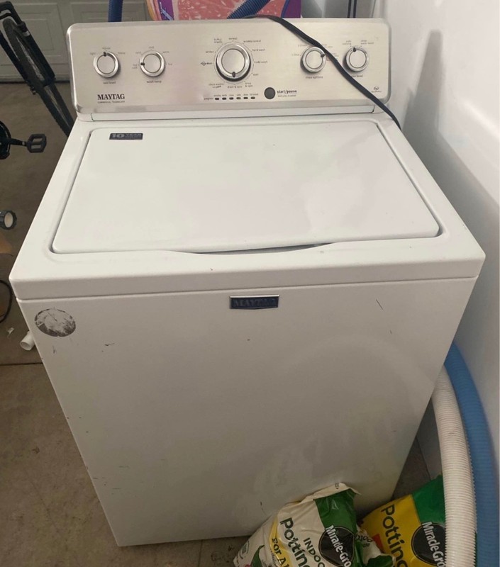 White Maytag washer machine, bought new and barely used (needs new agitator)