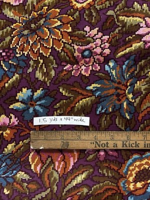VTG Canvas Fabric 1.5 Ydx44  Wide Cotton Floral Purple Pixelated
