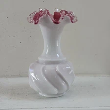 RARE Vintage Fenton White Dark Pink Ruffled Trim Vase 6.25” Tall