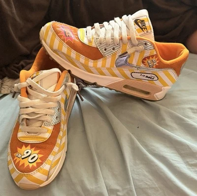 Nike Air Max 90 SE Swoosh Mart Fried Chicken for Sale