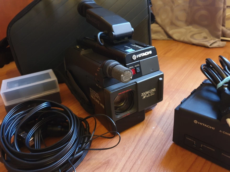 Camescope VHS-C movie * Hitachi VM-C30S * Camera HQ video 80's - Photo 4/4