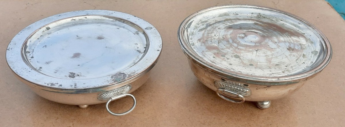 ANCIEN CHAUFFE-PLAT EN cuivre Pieds patte de lion et anses en laiton
