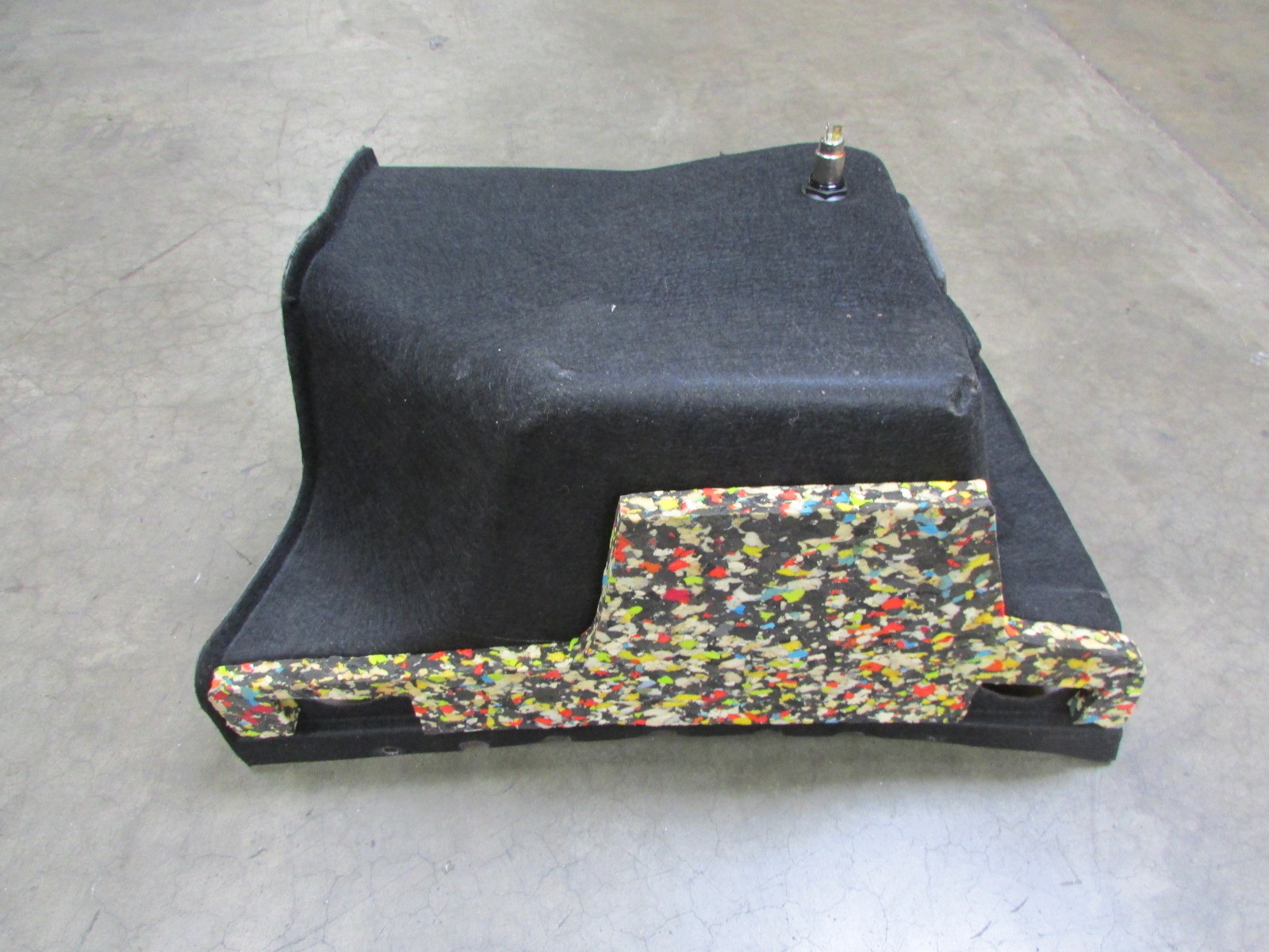 Maserati Quattroporte, LH Rear Trunk Carpet Side Cover, Used P/N 981306800