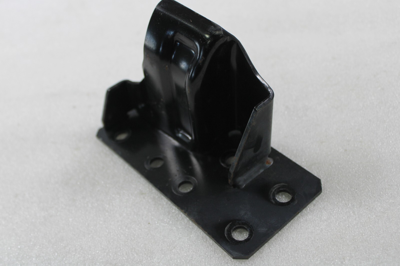Ferrari F8 Tributo, LH, Left, Fender Mount Bracket, Used, P/N 985854850