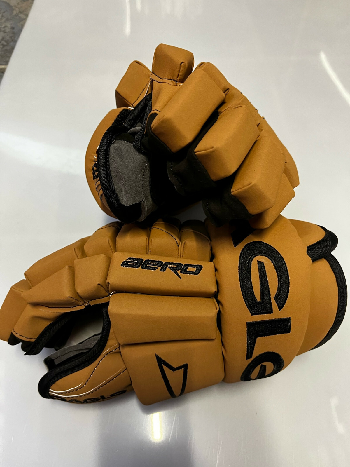 Eagle Custom Aero Light Brown Tan Leather Hockey Gloves! MSH3 Palms, 13