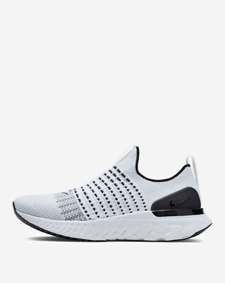 Nike React Phantom Run Flyknit 2 White Black Oreo CJ0277-100 Men's Size 10.5