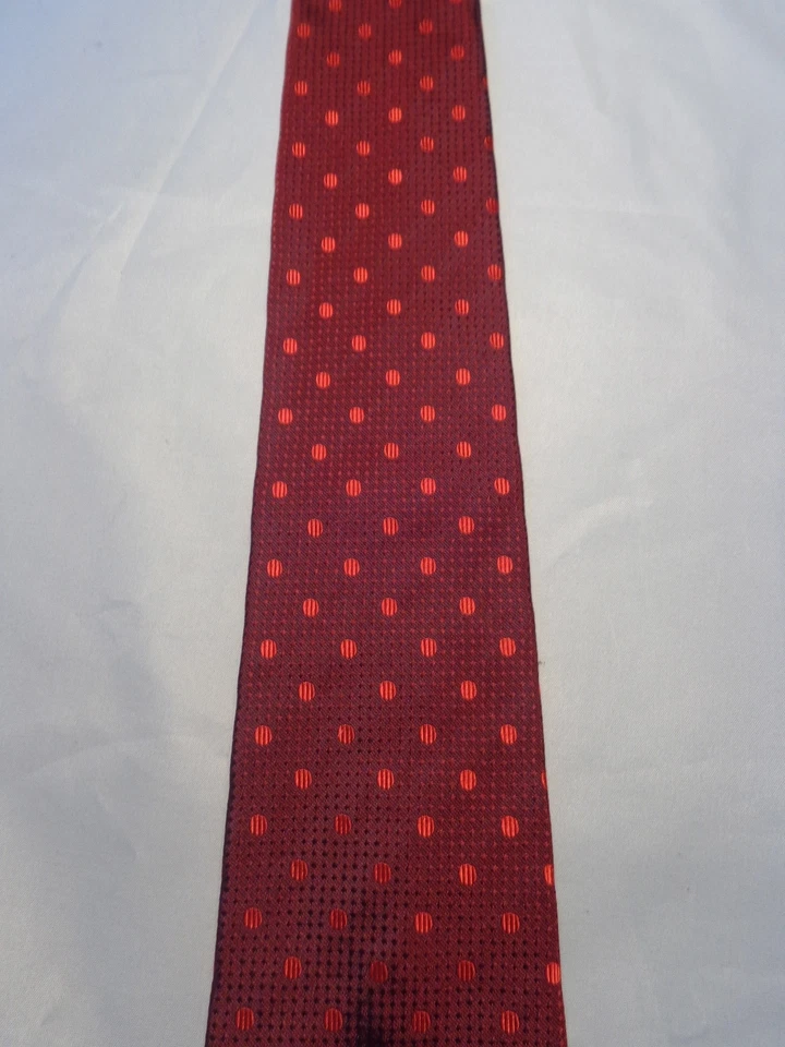 EXPRESS MENS TIE BURGUNDY WITH RED POLKA DOTS 61 X 3.75 - Image 4 of 4