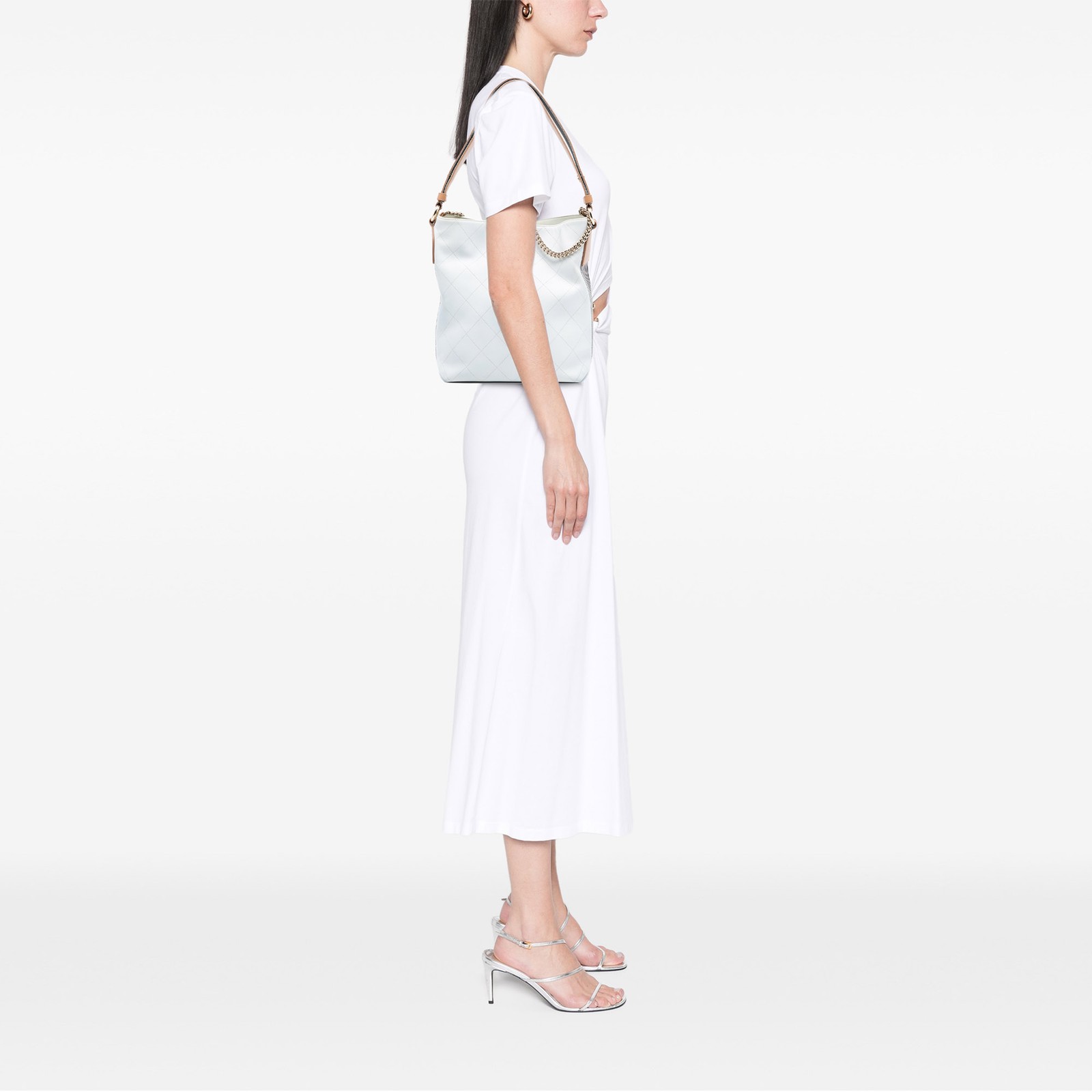 Authenticated Chanel Large Stitched Calfskin Butt… - image 7