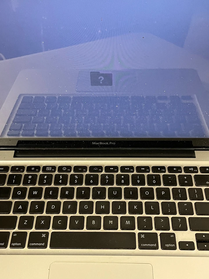 Apple MacBook Pro Mid 2010 13" A1278 Core 2 Duo 2.66GHz 2GB NO HDD #623E - Image 3 of 4