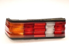 Mercedes Benz W201 190E Rücklicht Bremslicht links USA OHNE RISSE A2018202464