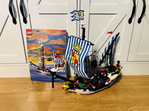 LEGO 6280 - Pirates Imperial Armada Flagship - Complete w/ set Instructions