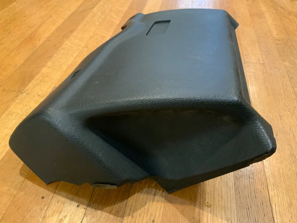 沃尔沃 240 左发球杆膝盖螺栓装饰面板 1990 - 1993 244 245 — 第 2/3 张图片