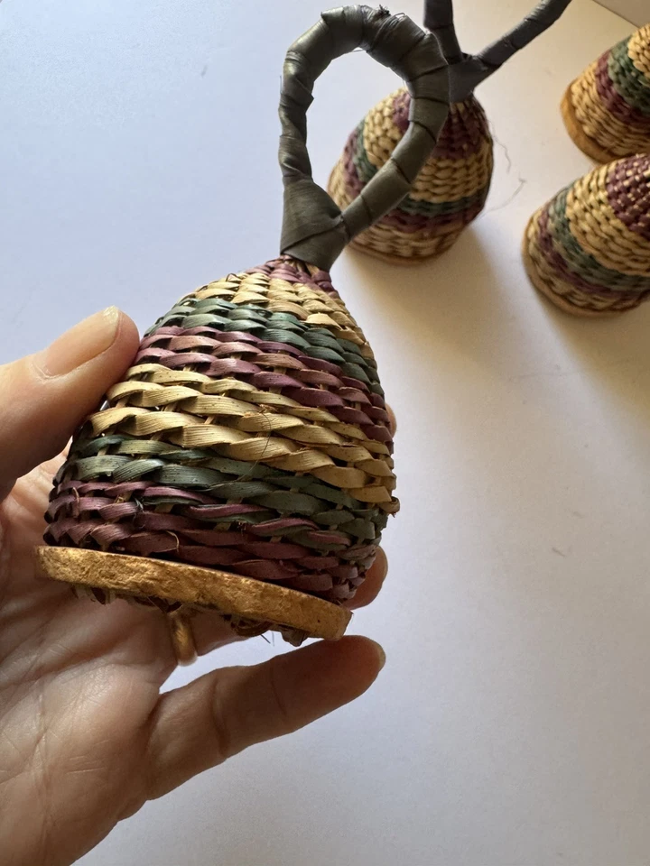Cesta de ratán tejida de colección Caxixi agitador musical idiófono maraca conjunto de cuatro  Foto 4 de 4