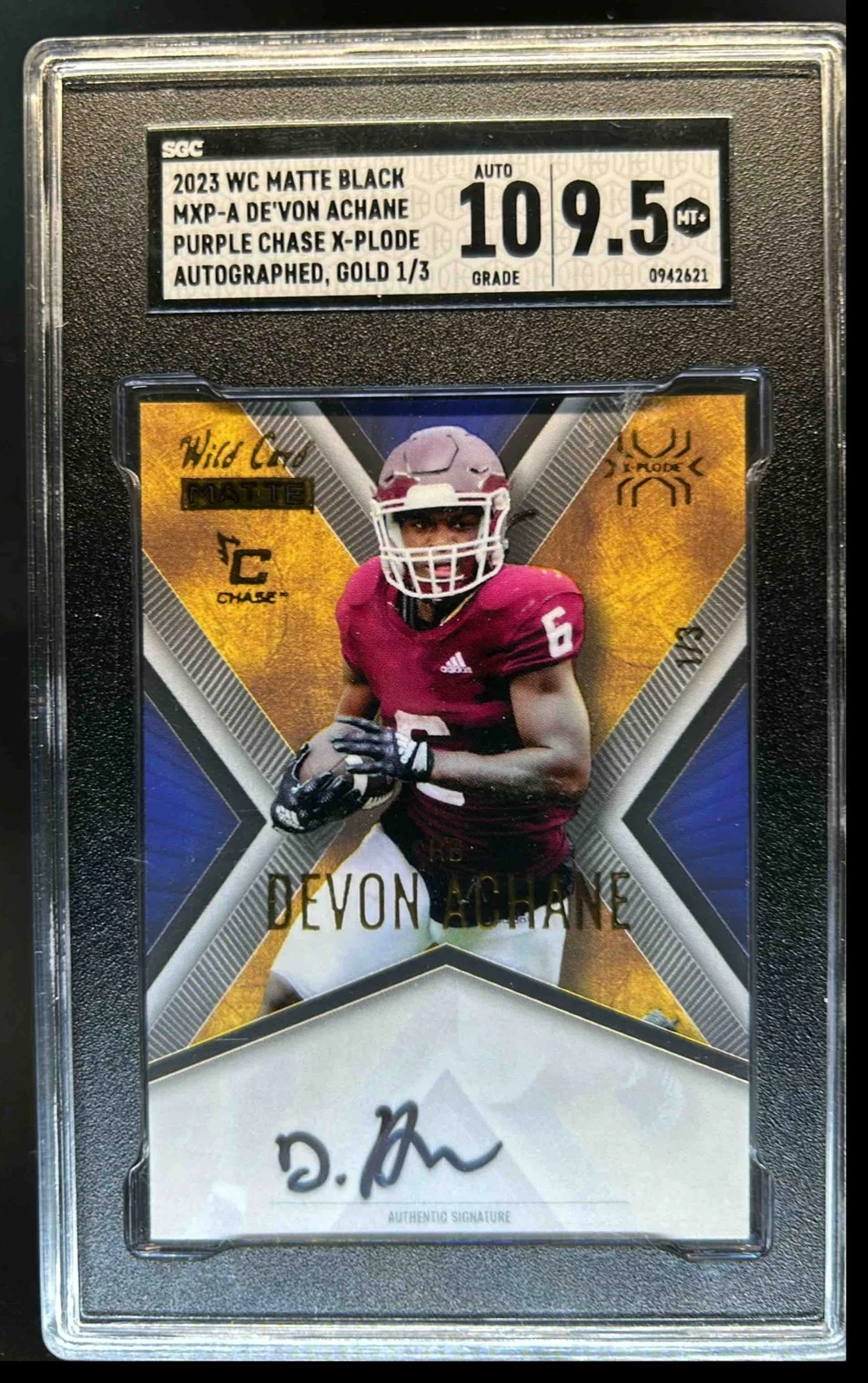 De'Von Achane Wild Card Matte Gold Premium Edition X-Plode Autographs #MXPA Pink