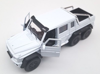 BLITZ VERSAND Mercedes G 63 AMG 6x6 weiß / white Welly Modell Auto 1:34 NEU OVP