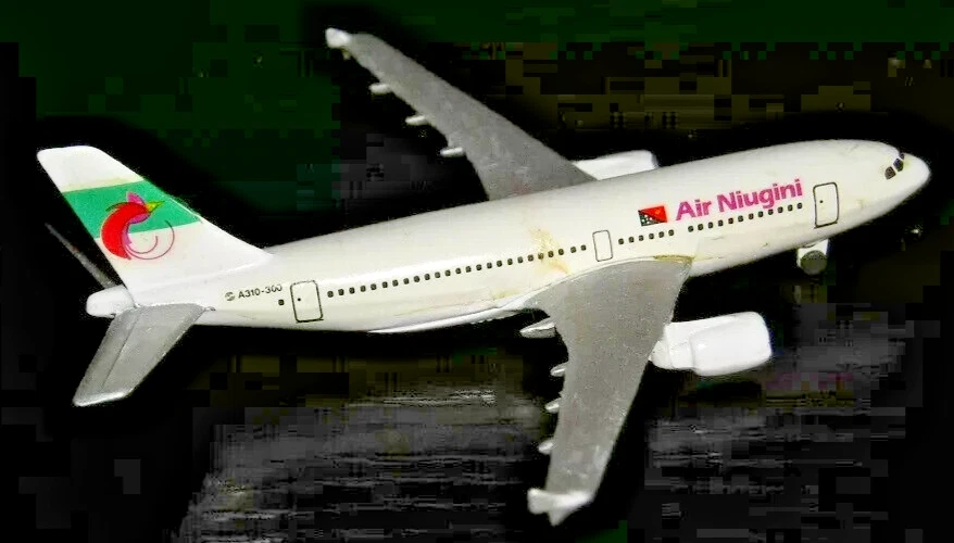 AIR NIUGINI. A310- 300.Schabak # 923/102.Escala 1:600. Modelo Diecast. Sin caja Foto 2 de 2