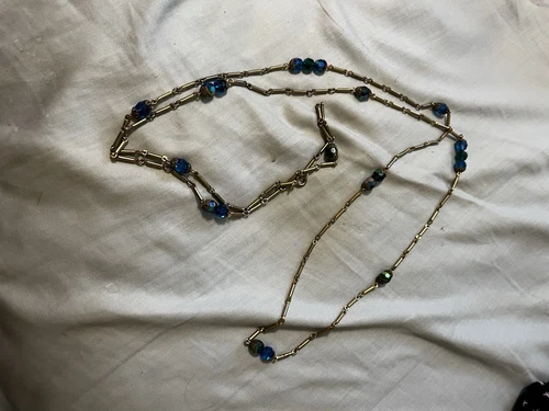 VETEMENTS Collana vintage metallo oro pietre blu chiare lunga usata