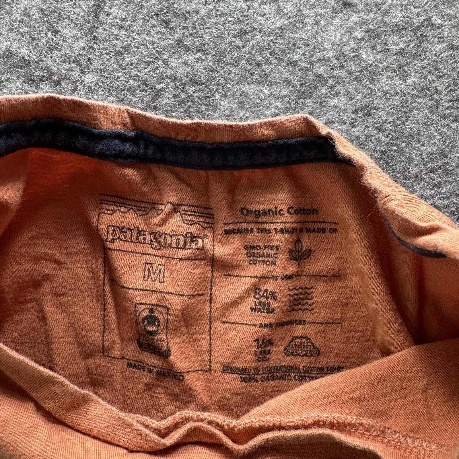 Patagonia Shirt Mens Medium Brown Graphic Logo Tee Crewneck Outdoor Casual thumbnail 4