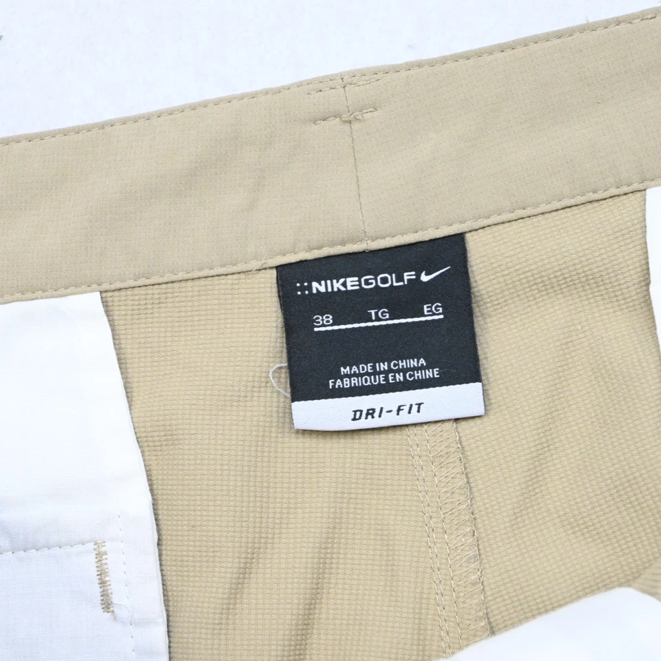Nike Cargo Golf Shorts Beige Dri Fit Performance Flat Stretch Mens Size 38 x 10" - Image 4 of 4
