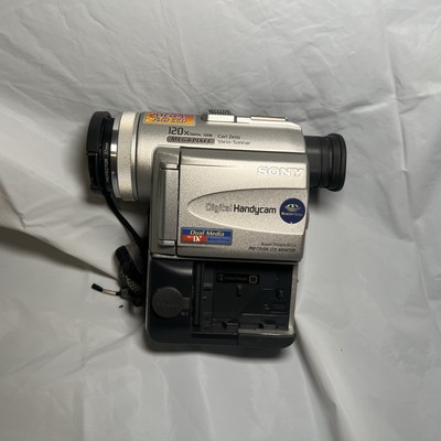 Sony Handycam DCR-PC100 Mini DV Camcorder MiniDv Video Camera
