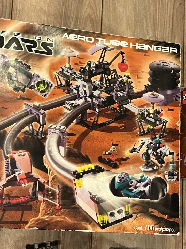 Lego 7317 Life On Mars Aero Tube Hanger InComplete w/ Box Manual All Mini Figs - Image 3 of 4