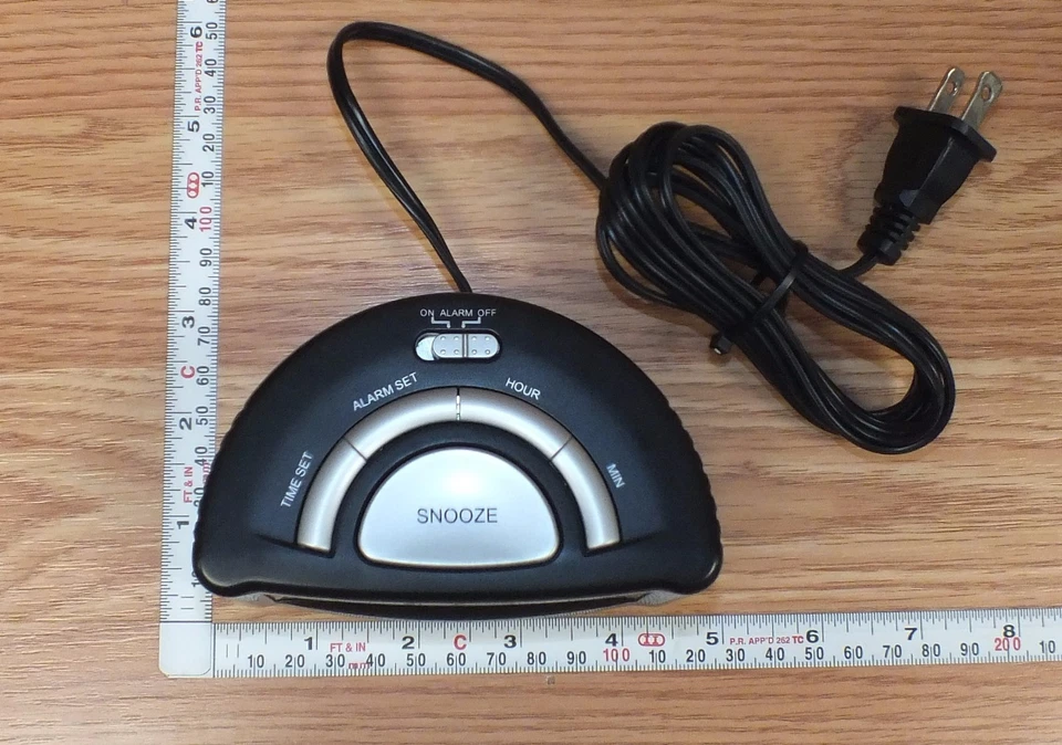 Equity (30007) Easy Set Small Black Alarm Clock w/ Snooze & Battery Backup *READ - Image 2 of 4