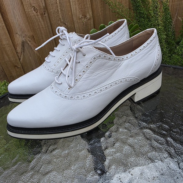 Uterque White Oxford Style Brogue Shoes Womens Size 40