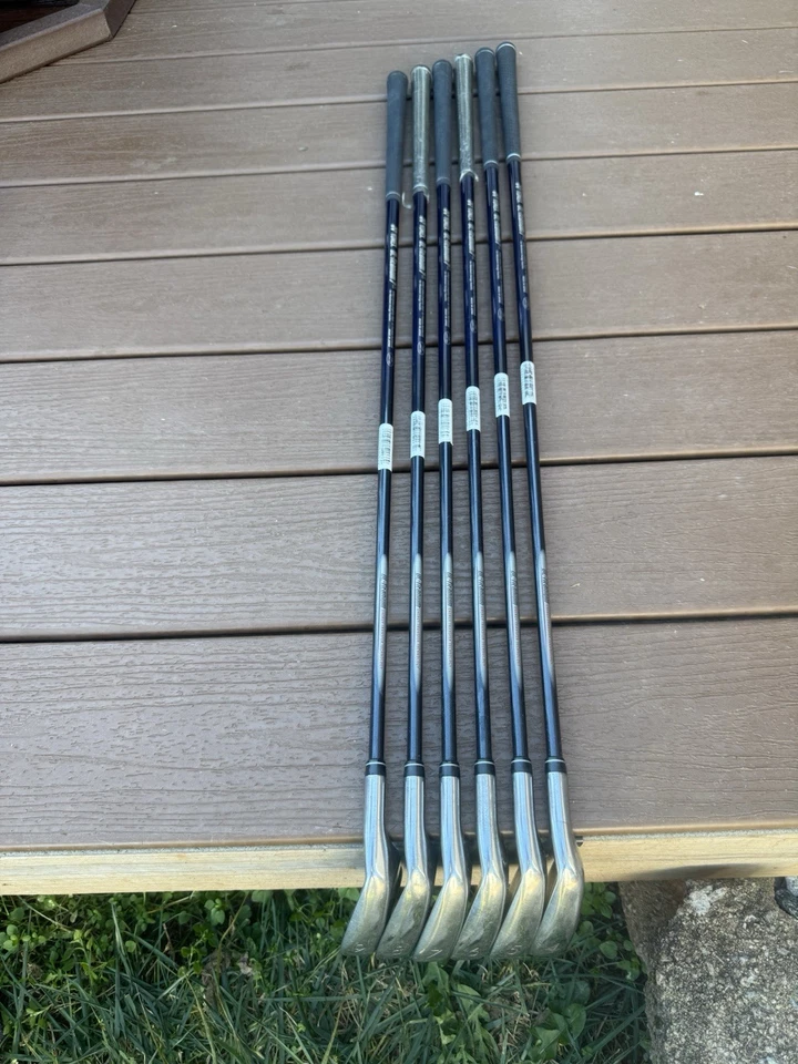 Yonex V-Mass 400 FL Ladies 4-9 RH Iron Set UL-Ti 7 Plus Graphite VGC - Image 2 of 4