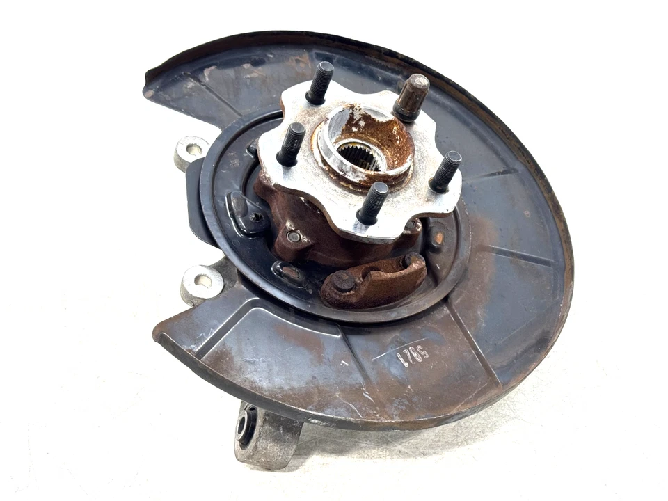 Nissan 370Z 2010-2020 trasero derecho pasajero eje lateral nudillo buje OEM Foto 2 de 4