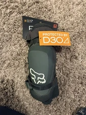 New! Fox Launch D30 Knee Guards MTB Size Large Left/Right Pair Black 