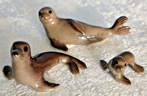 Vintage Hagen Renaker Mom, Dad & Baby Seal Miniature Porcelain Figurines USA